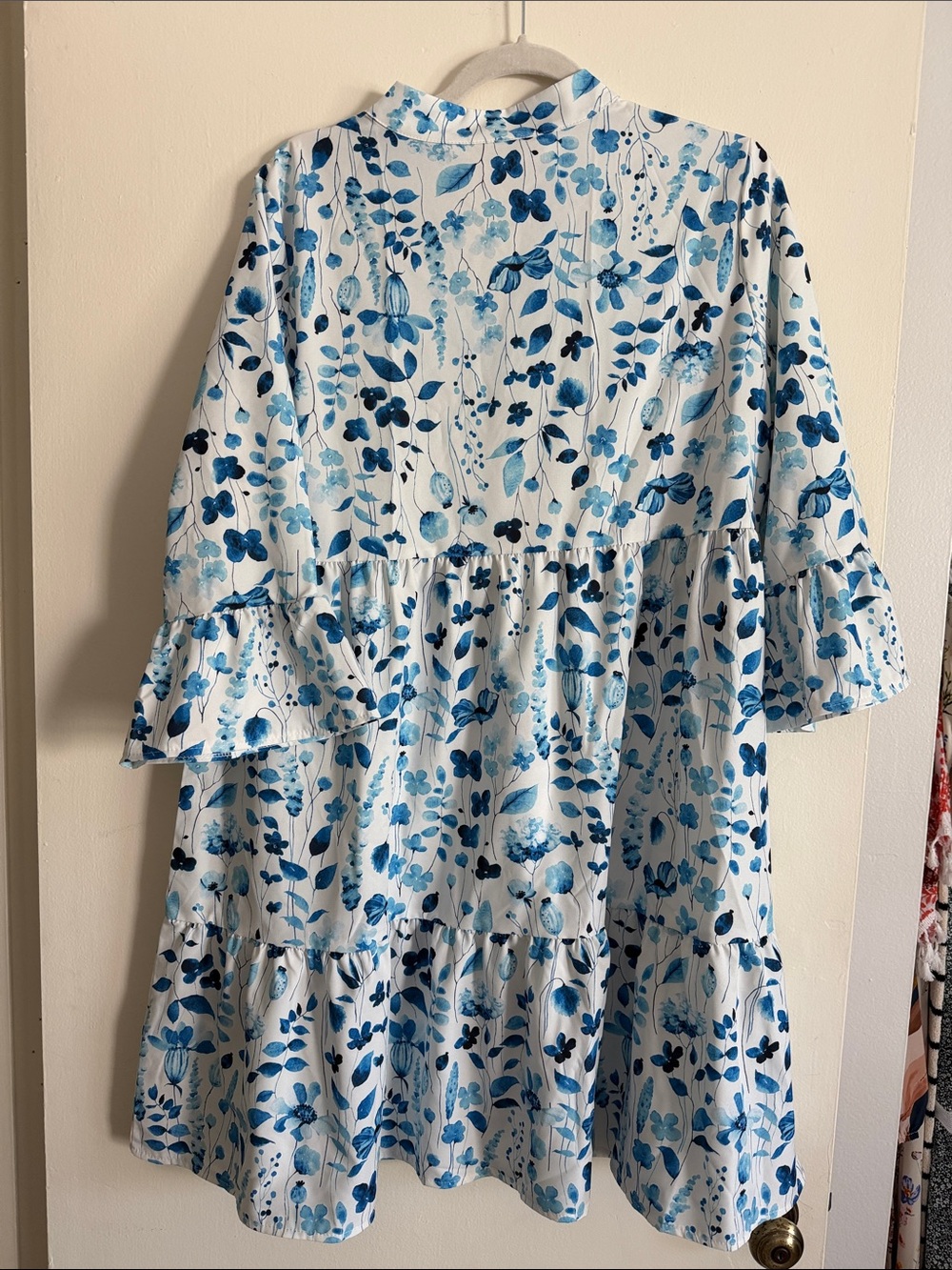 SHEIN White and Blue Floral Tiered Mini Dress - Picture 8 of 8
